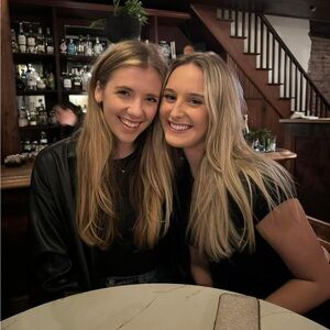 Meet your Posher, Maya